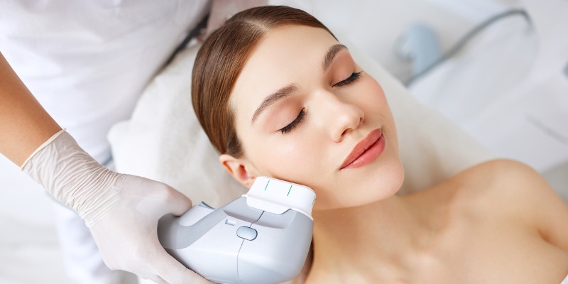 How Fat Freezing and HIFU Work Together? 4 book a personalised consultation of Fat Freezing and HIFU Together Busby